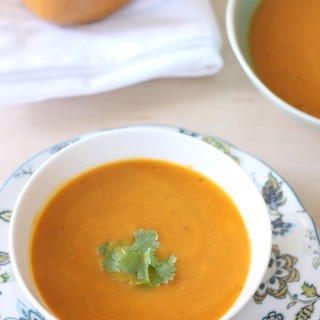Simple Ginger & Curry Carrot Soup
